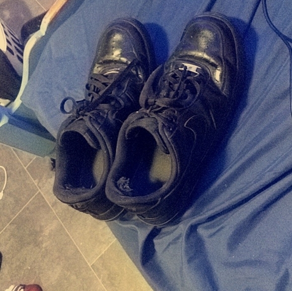 Shoes - Picture 1 of 1